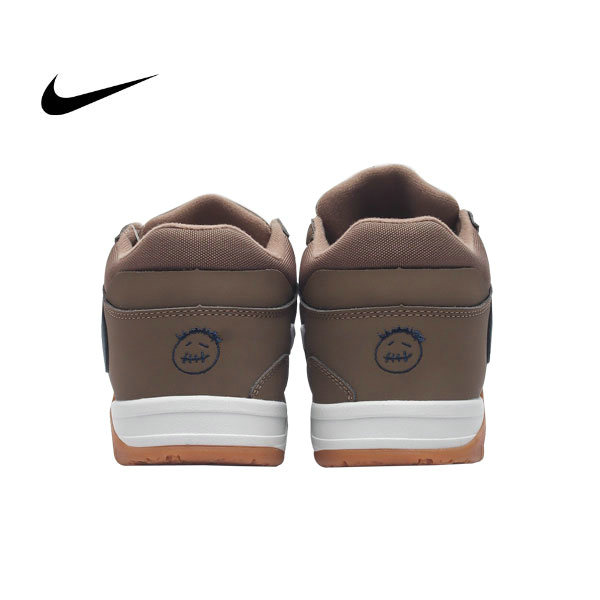 Nike Travis Scott x Jordan Brand 聯名款 倒鈎 圓頭舒適百搭 低幫籃球鞋 棕色